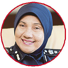 Zubaidah pengarah pertama JIPS